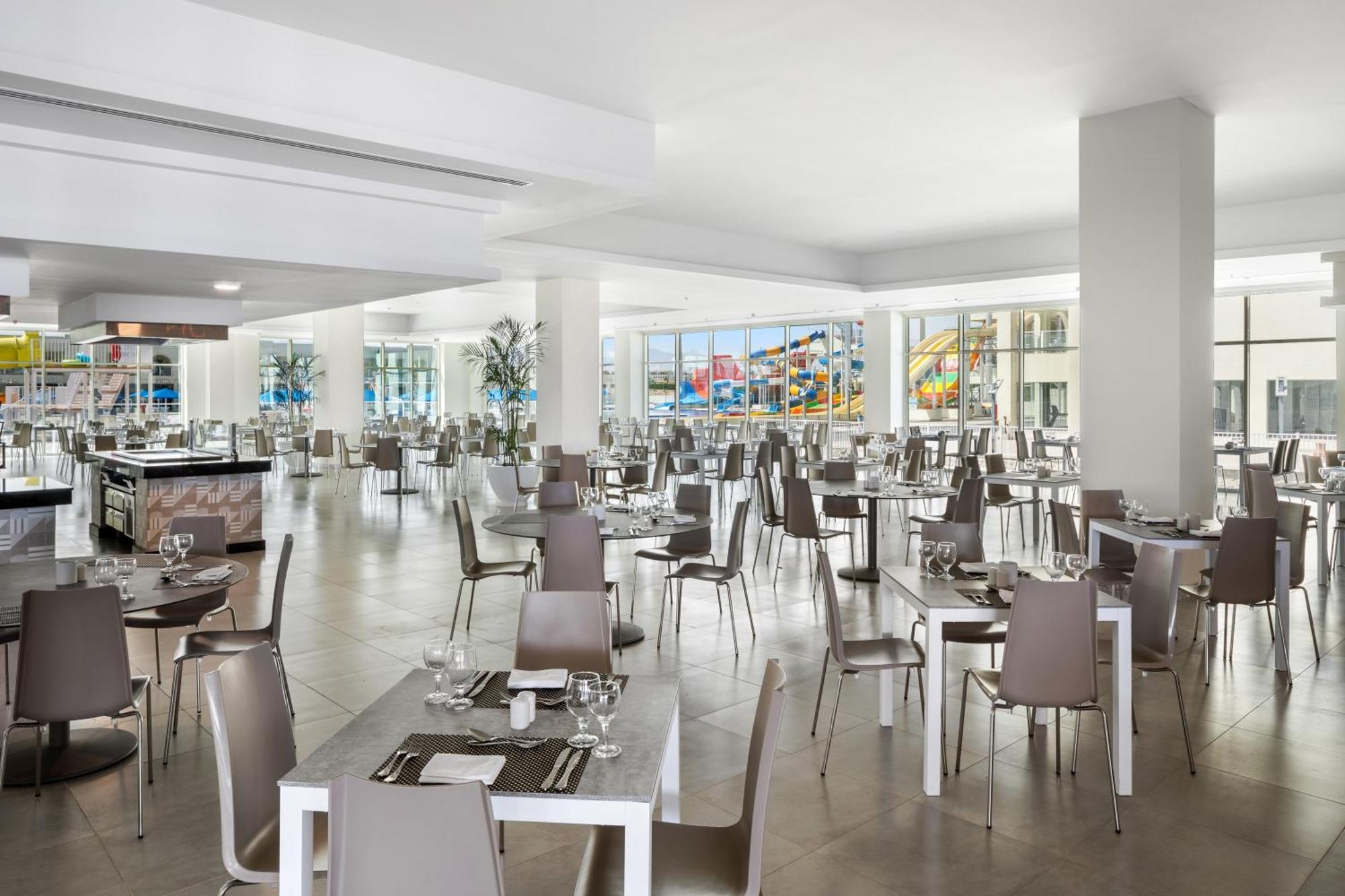 Albatros Makadi Resort 5*